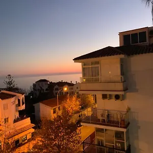 Barbieri Beach Apartamento Nerja